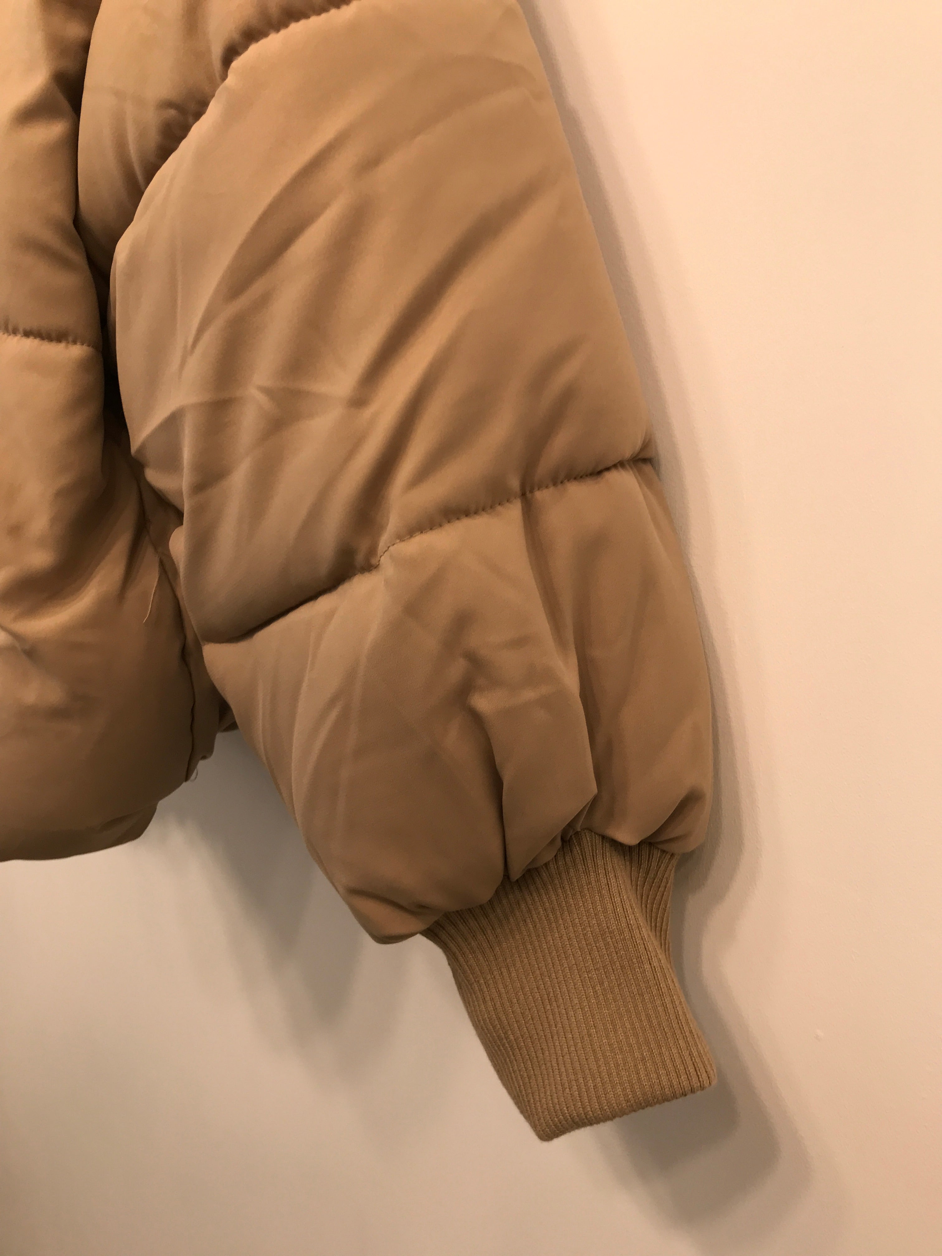 Beige Jakke